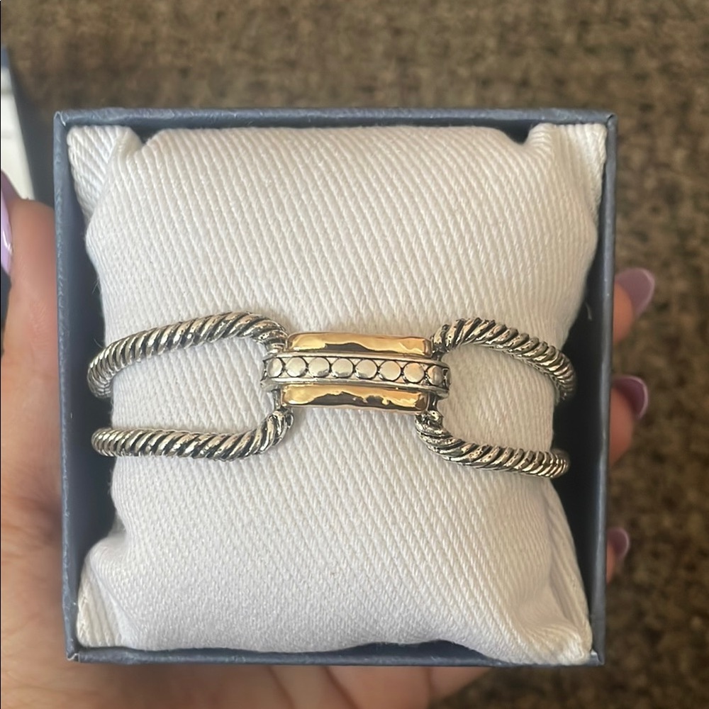 Elegant Silver and Gold Bracelet